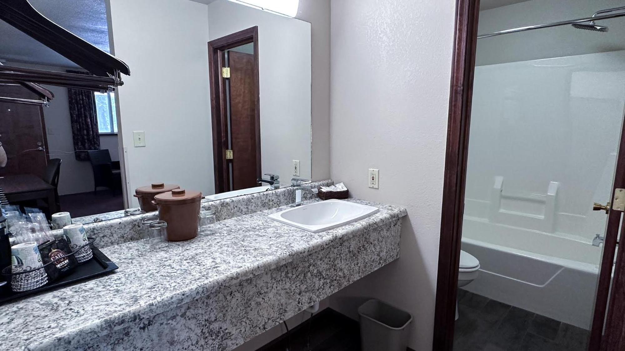 The Shelby Inn Shelbyville Екстер'єр фото