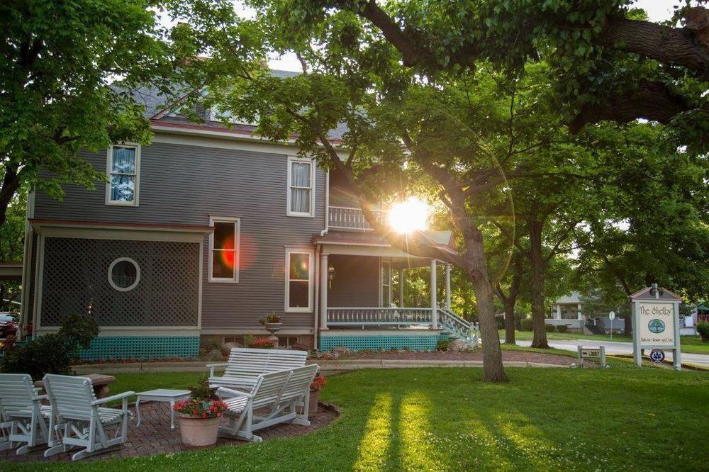 The Shelby Inn Shelbyville Екстер'єр фото
